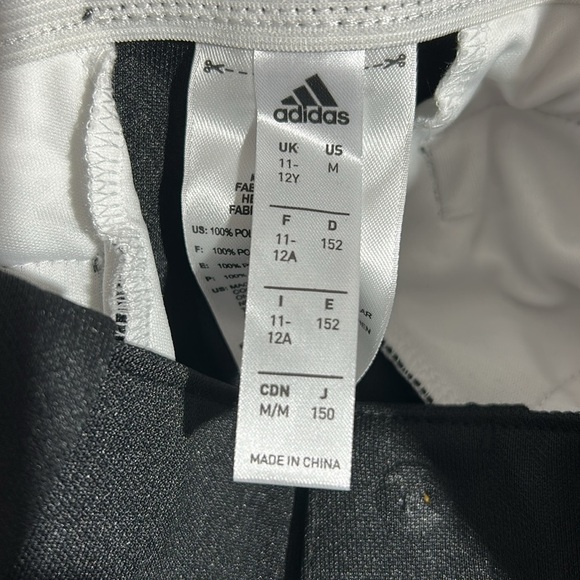 Adidas NWOT Boys Lightweight Relaxed Fit Baseball Pants (Snaps Need Fixed) - Picture 4 of 10